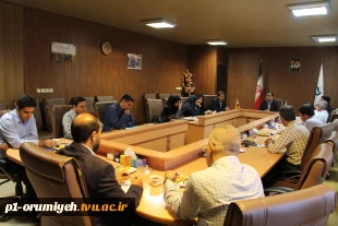 نشست فصلی کارکنان حوزه معاونت پژوهش و فناوری دانشگاه فنی و حرفه‌ای استان آذربایجان غربی با رئیس دانشگاه 
 5