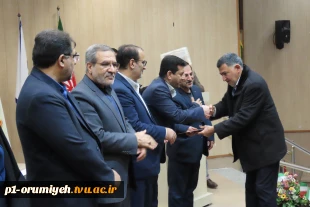 برگزاری مراسم گرامیداشت هفته پژوهش و فناوری در دانشگاه فنی و حرفه ای استان آذربایجان غربی 11