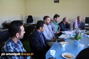 نشست هم‌اندیشی معاون فرهنگی و دانشجویی دانشگاه فنی و حرفه‌ای استان آذربایجان غربی با مشاوران دانشگاه 3
